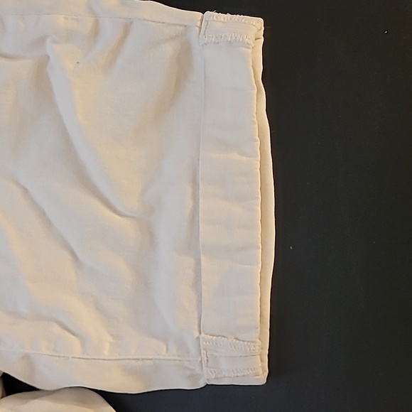 Women's Shorts - Picture 13 of 13